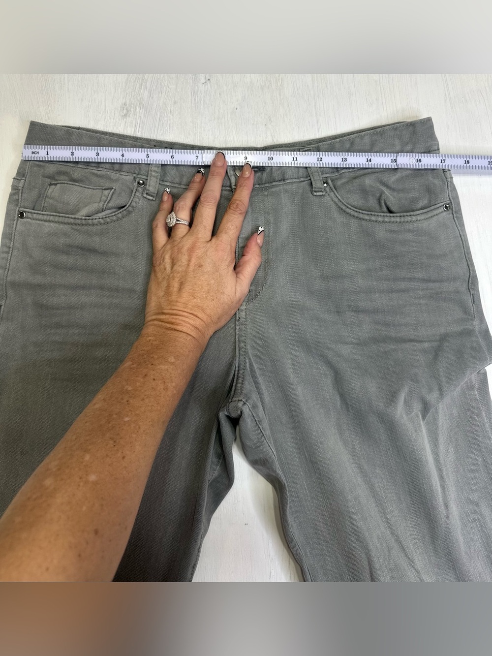 Calvin Klein Jeans Boyfriend Gray Denim Pants Women’s Size 10 Stretch - Picture 4 of 13